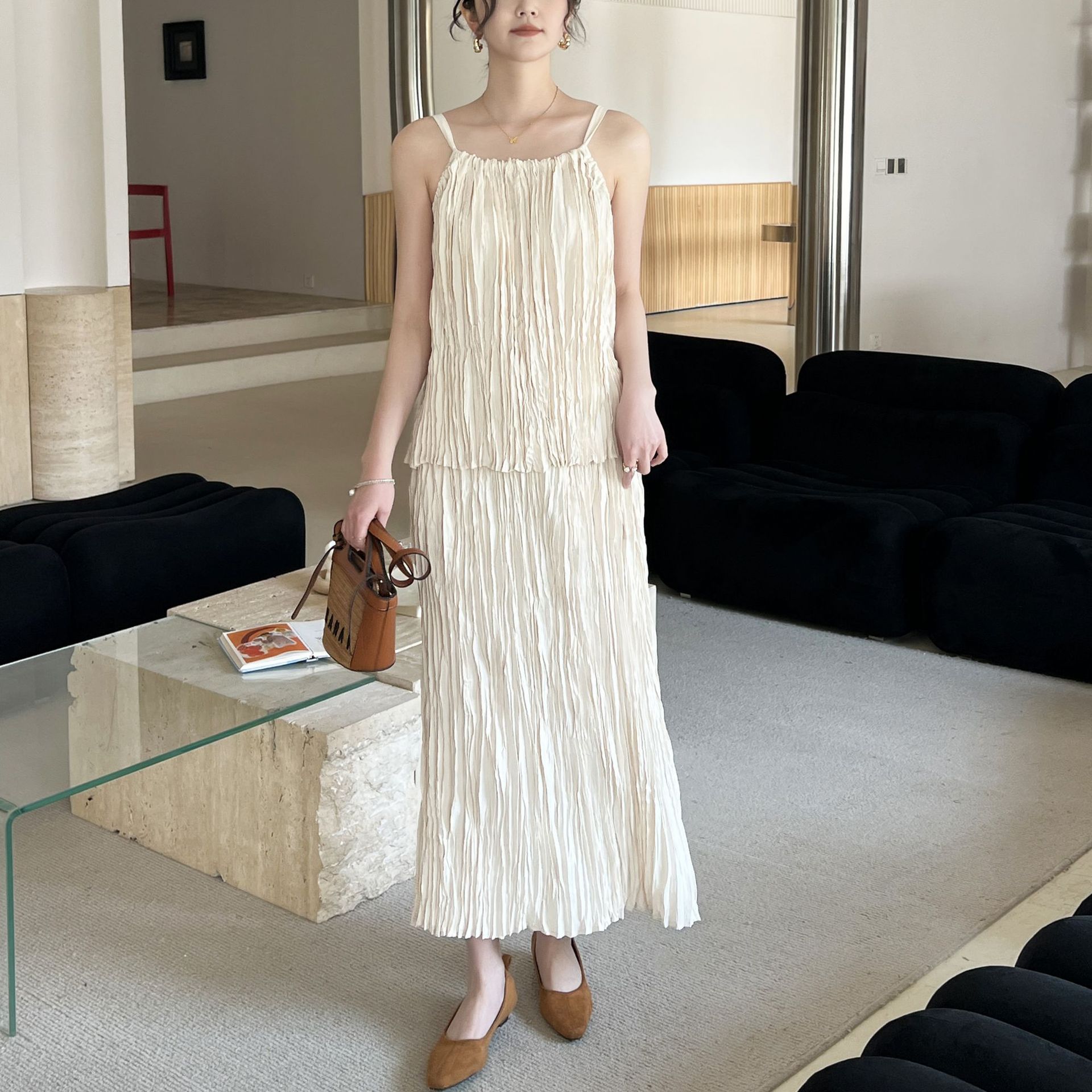 여성 휴가복 단색 플리츠 디자인 민소매 캐미솔 티셔츠  - Summer Vacation Clothing Women 리뷰 및 가격